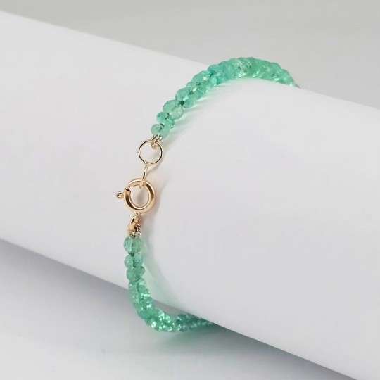 Bracciale di Smeraldo a Rondella 20,5 Ct. con Chiusura in Oro 18Kt
