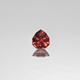 Pietra di Granato Malaya a Goccia 1,37 Ct.