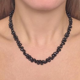 Collana di Spinello Nero a Goccia ø 5/6 mm